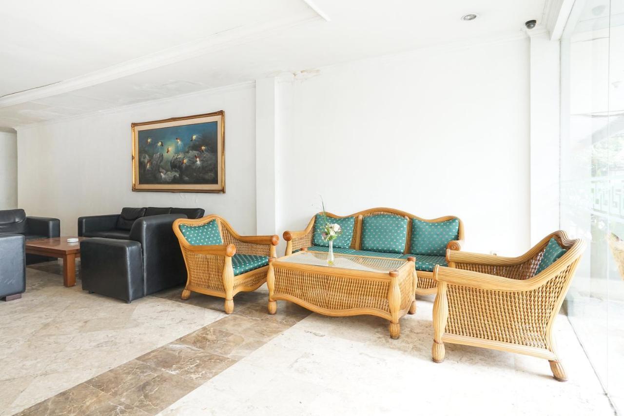 Homestay 3 Surabaya Kültér fotó