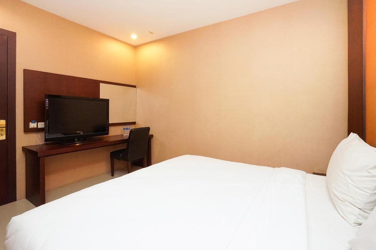 Homestay 3 Surabaya Kültér fotó